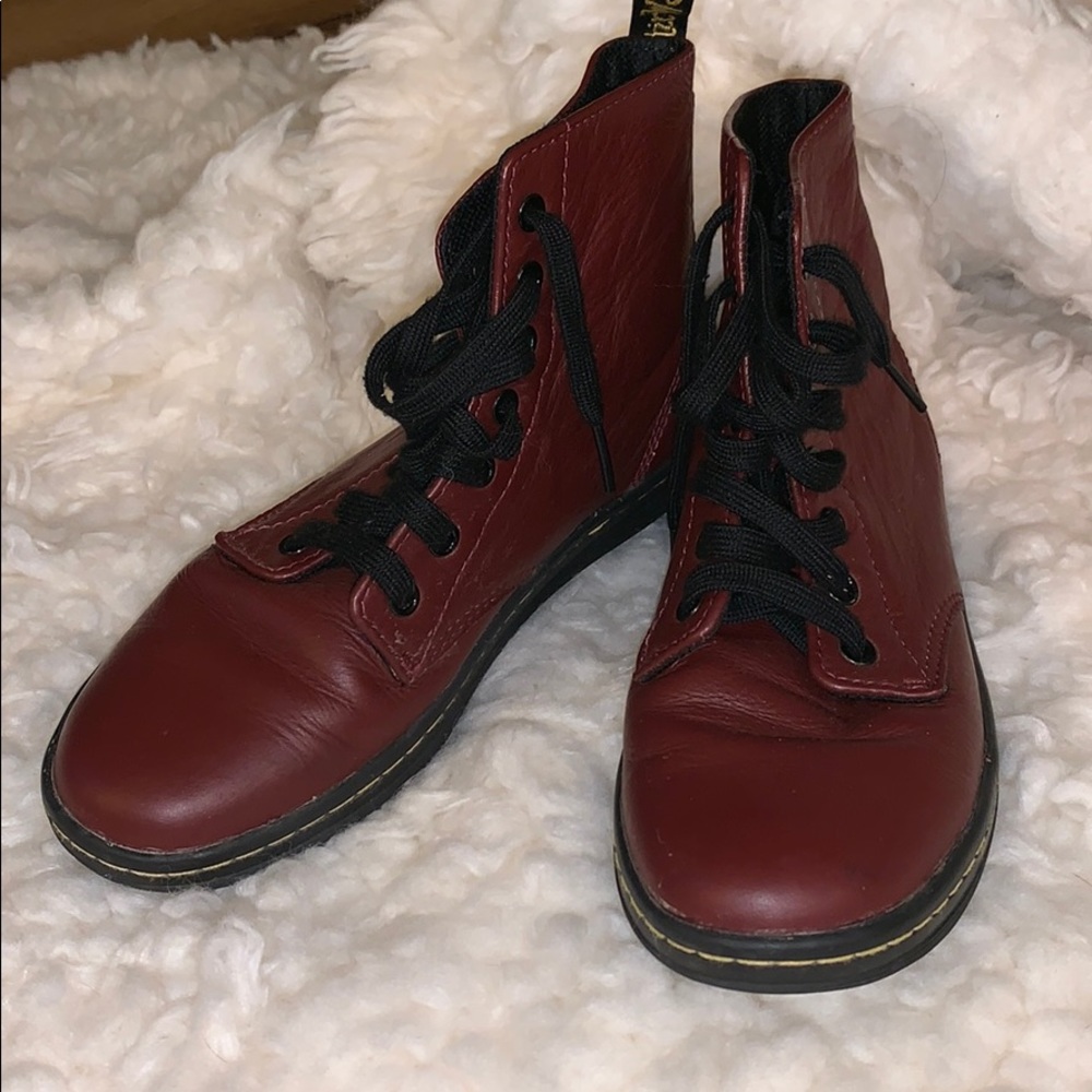 DR MARTENS Leyton ankle boots